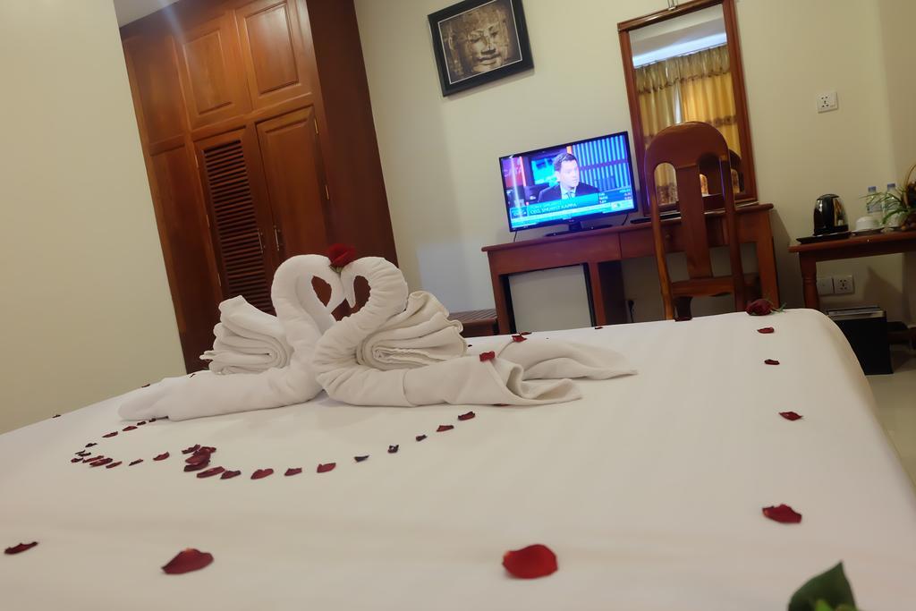 Kirirom Crystal Hotel Phnom Penh Ngoại thất bức ảnh